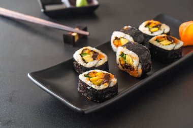 suşi roll - Japon gıda tarzı