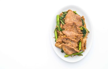 soya sosu ve domuz kızarmış noodle 