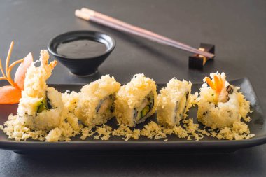 tempura karides suşi roll 