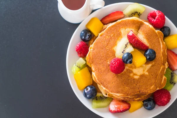 mix meyve ile gözleme