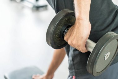 Yakın çekim el holding halter