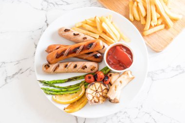 sebzeli ızgara sosis