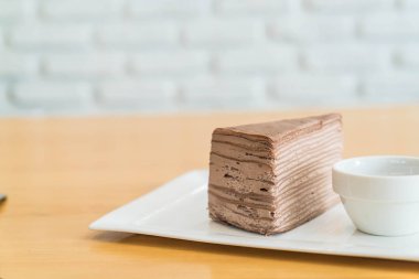 çikolatalı krep pasta