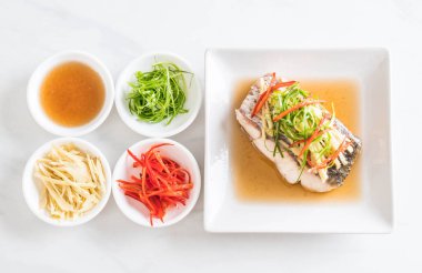 soya sosu Snapper balık buğulama