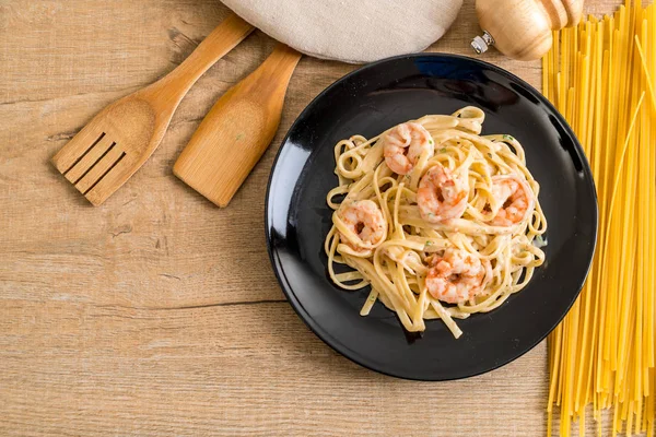 karides ile Fettuccini makarna