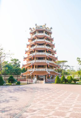 ejderha Müzesi: Suphanburi'nde güzel mimari