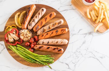 sebzeli ızgara sosis