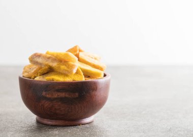 meyve yongaları karıştırın