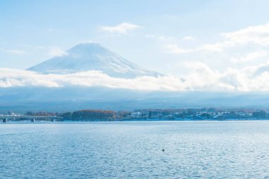 Dağ Fuji San Kawaguchiko Gölü.
