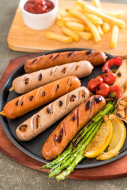 sebzeli ızgara sosis