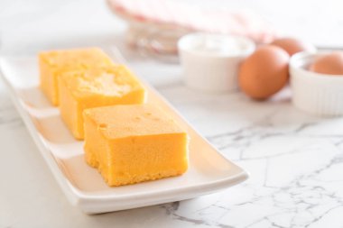 Ev yapımı turuncu kek