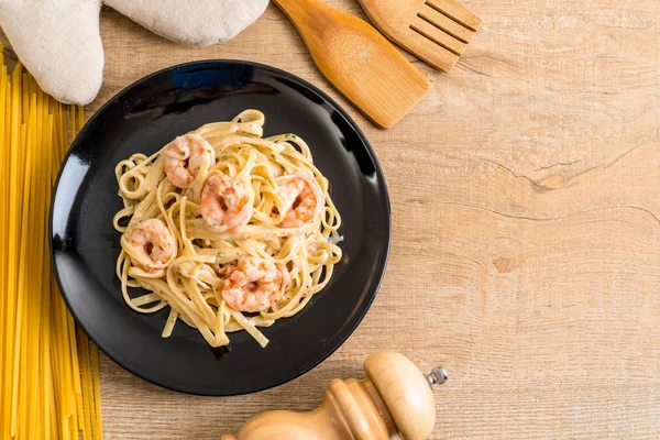 karides ile Fettuccini makarna