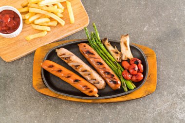 sebzeli ızgara sosis