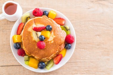 mix meyve ile gözleme