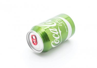 Bangkok, Tayland - 4 Nisan 2017: Coca Cola teneke kutuya yeni gree