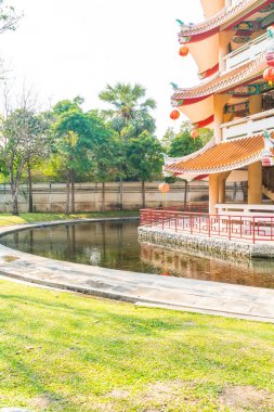 ejderha Müzesi: Suphanburi'nde güzel mimari