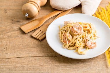 karides ile Fettuccini makarna