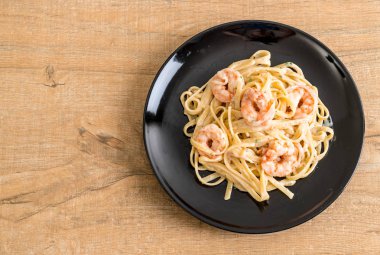 karides ile Fettuccini makarna