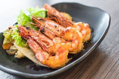 kızarmış karides veya karides 