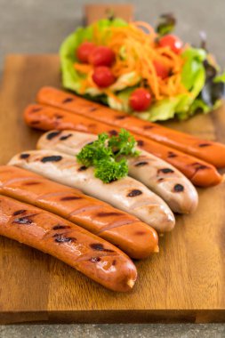 sebzeli ızgara sosis