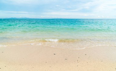 güzel tropikal plaj ve deniz manzara