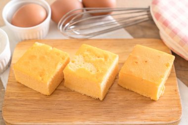 Ev yapımı turuncu kek