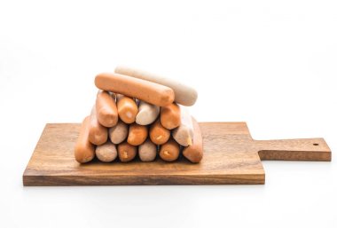 Beyaz arka plan üzerinde sosis mix