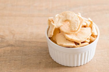 Kurutulmuş elma cips