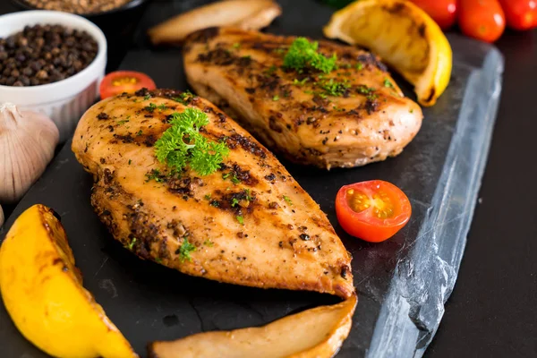 ızgara tavuk biftek