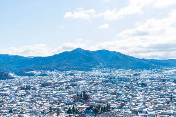 Kawaguchiko şehir manzarası ile kar 