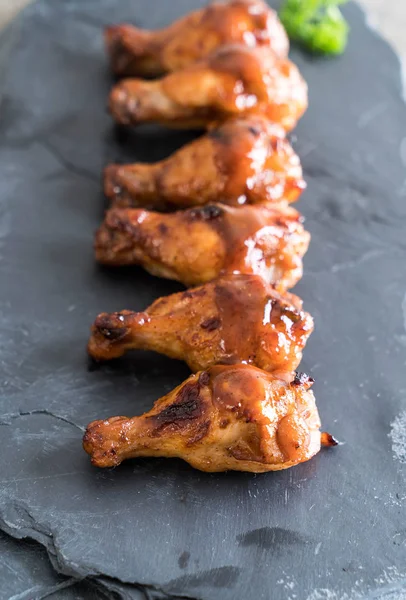 Barbekü tavuk kanadı