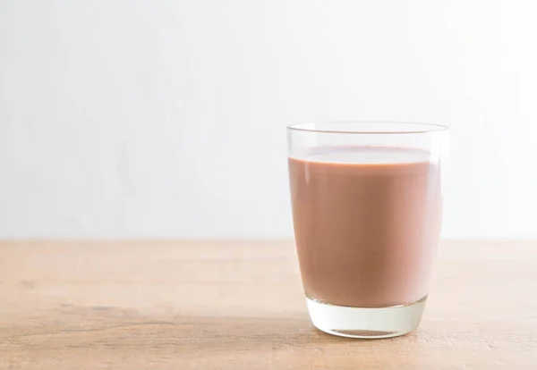 Verre de lait au chocolat — Photo