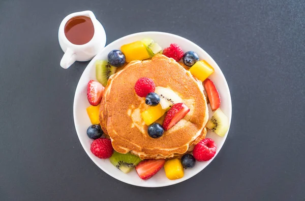 mix meyve ile gözleme