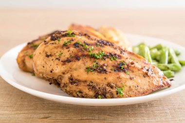 ızgara tavuk biftek 