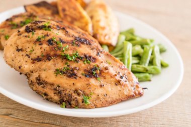 ızgara tavuk biftek 