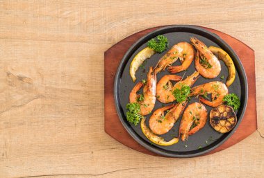 gebakken garnalen met knoflook 