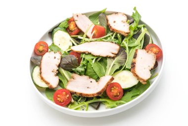 salata ızgara tavuk - sağlıklı gıda tarzı ile karıştırın