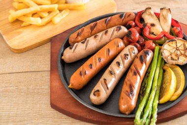 sebzeli ızgara sosis