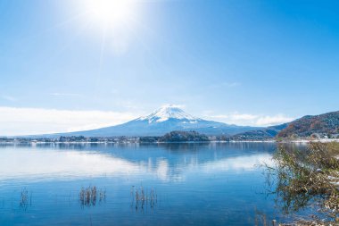 Dağ Fuji San Kawaguchiko Gölü.