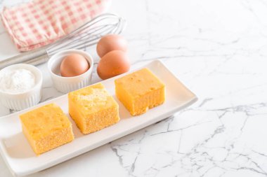 Ev yapımı turuncu kek