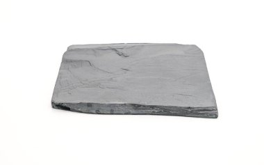 Beyaz arka plan üzerinde arduvaz levha