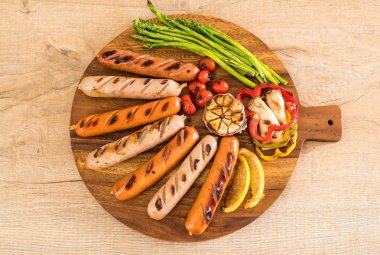 sebzeli ızgara sosis