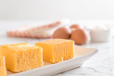 Ev yapımı turuncu kek