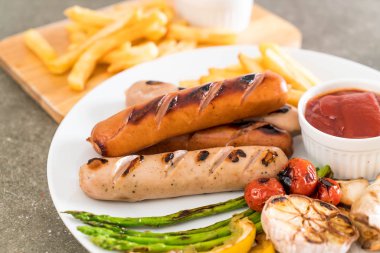 sebzeli ızgara sosis