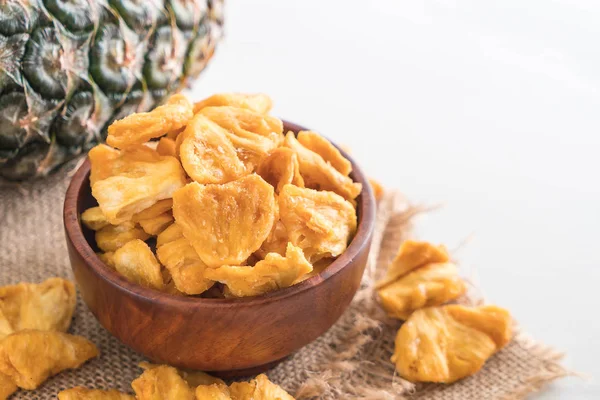 kurutulmuş ananas gevrek cipsi