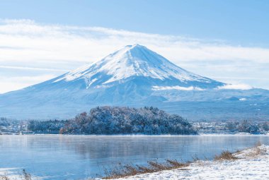 Dağ Fuji San Kawaguchiko Gölü.