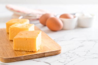 Ev yapımı turuncu kek