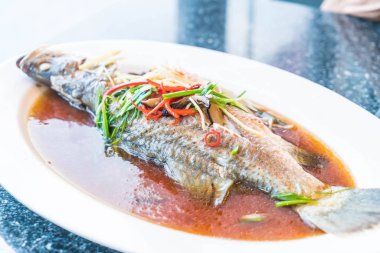  Soya soslu buğulama snapper 