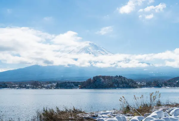 Dağ Fuji San Kawaguchiko Gölü.
