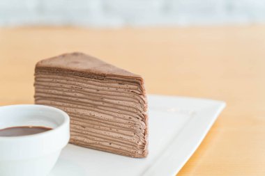 çikolatalı krep pasta